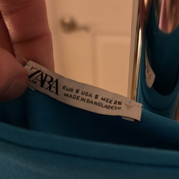 Zara bodycon mini dress - Picture 2 of 2